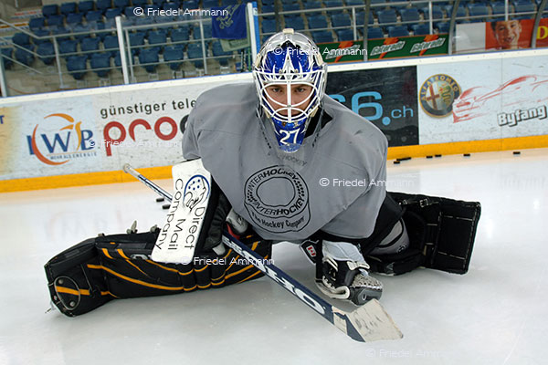 LEBEN – Sport - Eishockey Torhüter Training