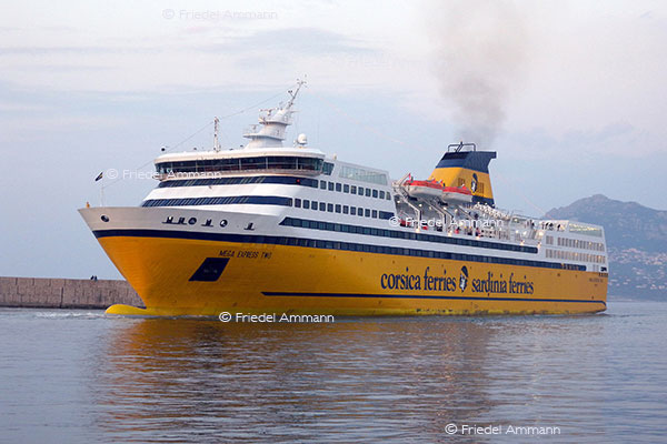 LEBEN - Unterwegs / on the way - Corsica-, Sardinia Ferries