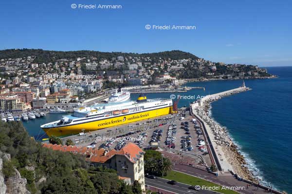 LEBEN - Unterwegs / on the way - Nizza / Nice, France