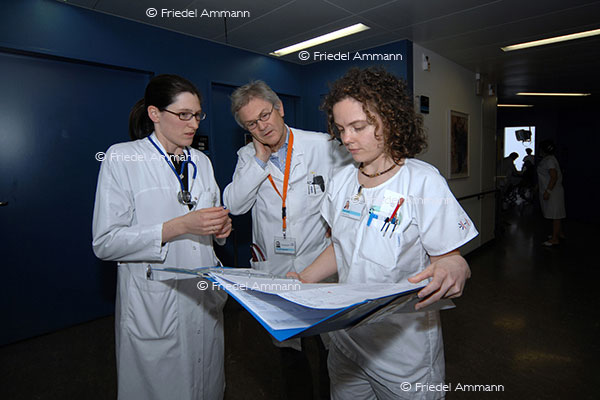 LEBEN – Schulmedizin - Ärztevisite