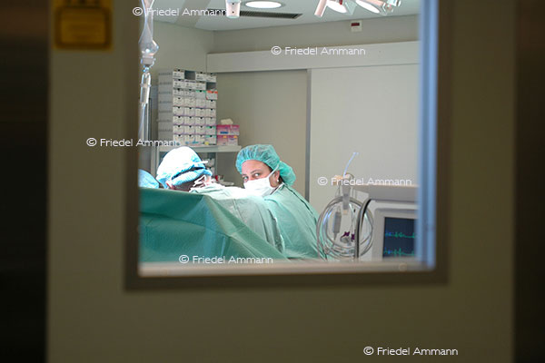LEBEN – Schulmedizin - Operationssaal, OP