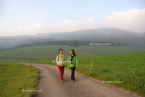 SCHWEIZ - Jura - Löwenburg nach Ederswiler