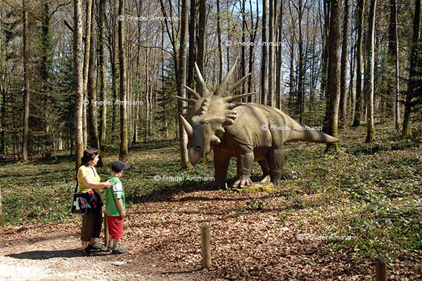 SCHWEIZ - Jura - Dino Park, Réclère