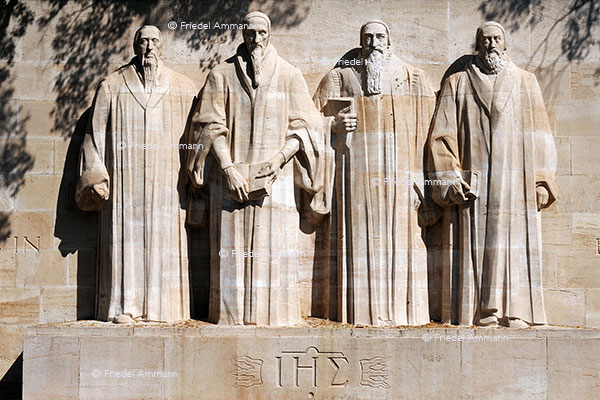 SCHWEIZ – Genf / Genève - Le Mur de la Réforme, Reformationsdenkmal - Hauptvertreter des Calvinismus: Farel, Calvin, Bèze, Knox