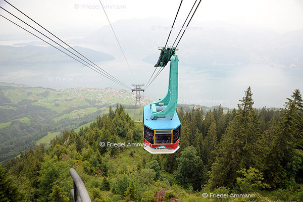 SCHWEIZ - Innerschweiz - Seilbahn Beckenried Klewenalp