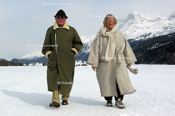 SCHWEIZ - Touristen, Gäste - St Moritz