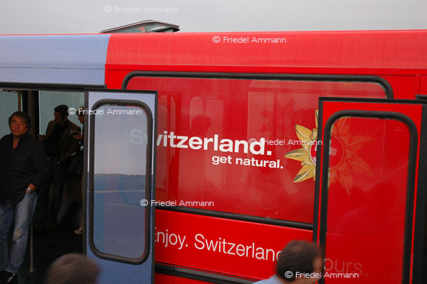 SCHWEIZ - Tourismus - Flughafen Kloten