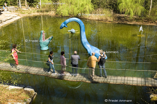 SCHWEIZ – Tourismus - Dino Park, Réclère, Jura