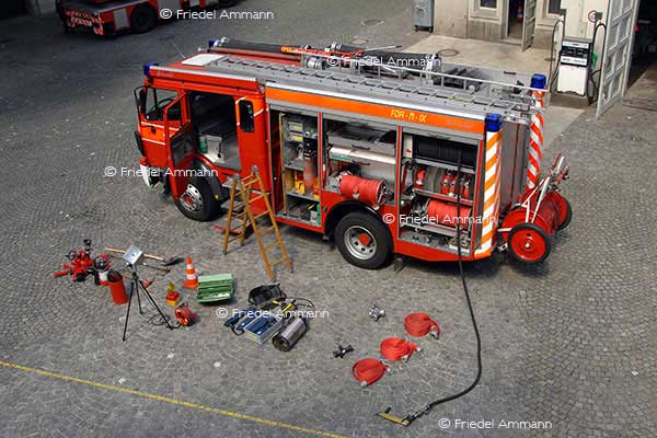 SCHWEIZ - Service Public - Feuerwehr