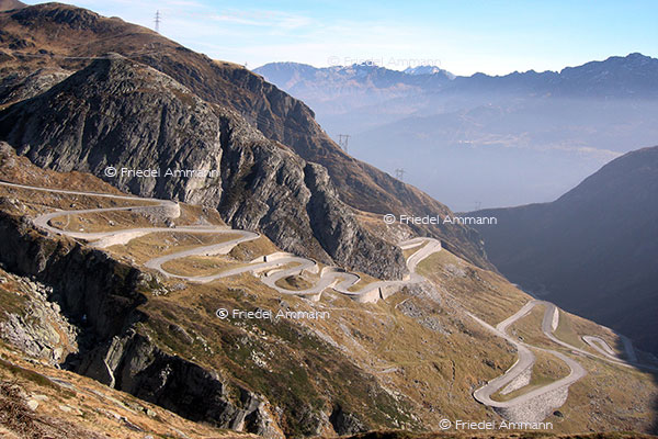 SCHWEIZ - Verkehr, Mobilität - Gotthard, Tremola