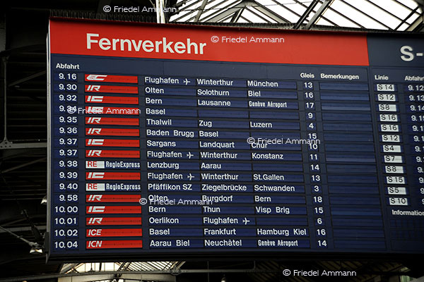 SCHWEIZ - Verkehr, Mobilität - HB Zürich