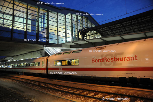 SCHWEIZ - Verkehr, Mobilität – ICE, Basel Bahnhof SBB