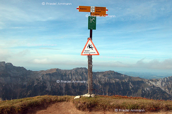 SCHWEIZ - Wandern - Berneroberland