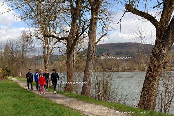 SCHWEIZ - Wandern - Kaiserstuhl