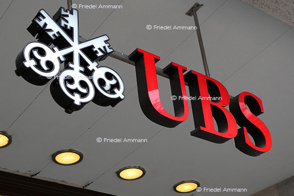 SCHWEIZ - Wirtschaft - UBS