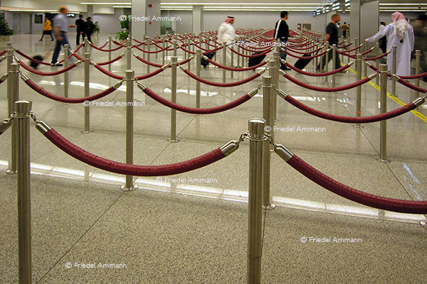 WORLD - Dubai - International Airport, Check In