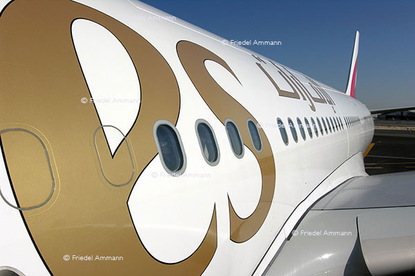 WORLD - Dubai - International Airport, Emirates Airline