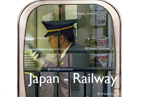 WORLD – Japan – Shinkansen Train Attendant