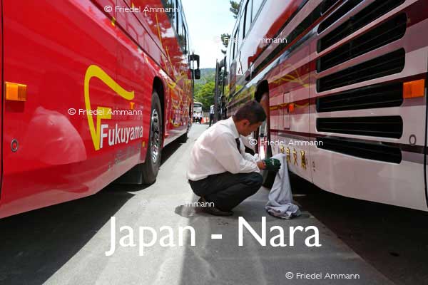 WORLD – Japan – Bus Finish