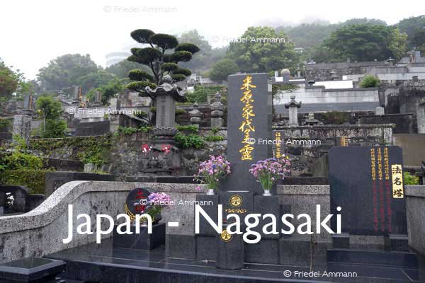 WORLD – Japan – Cemetery, Nagasaki