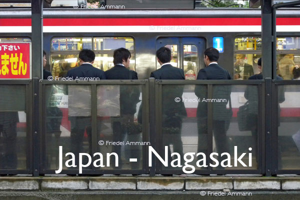 WORLD – Japan – Rushhour, Nagasaki