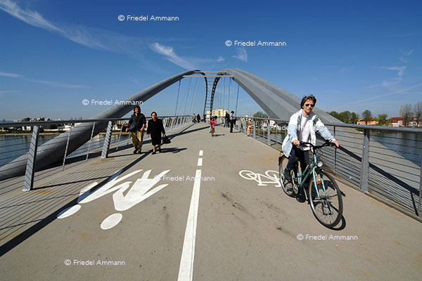 WORLD - France - Sundgau – Dreiländerbrücke, Huningue-Weil (D)