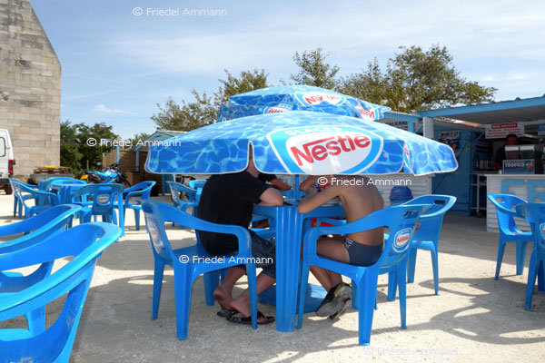 WORLD - France, Atlantik