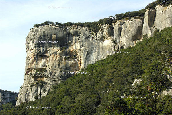 WORLD - France, Provence – Luberon, Buoux