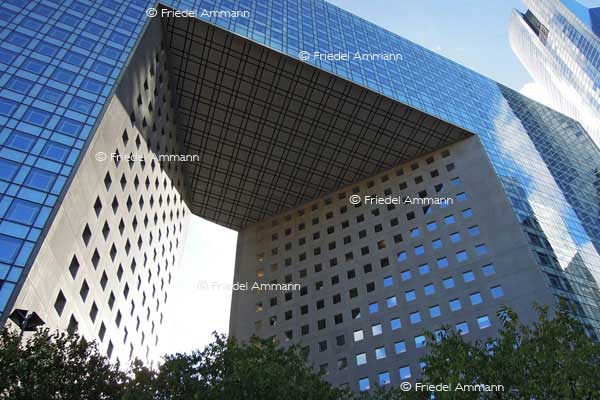 WORLD - France, Paris – la Defense