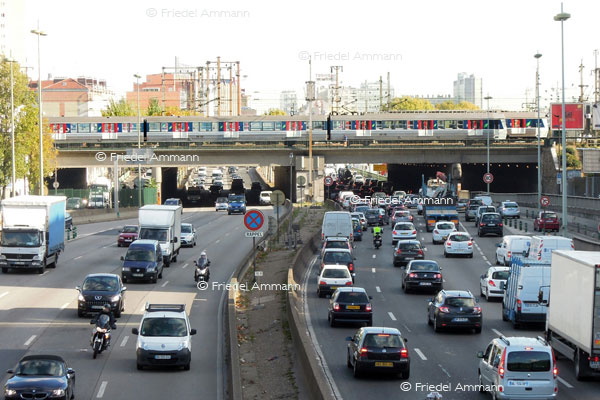 WORLD - France, Paris - Trafic