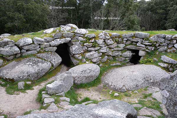 WORLD - France, Korsika, Corsica - Castellu Cucuruzzu