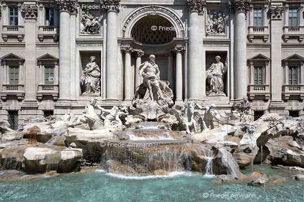 WORLD - Italia, Rom - Fontana di Trevi