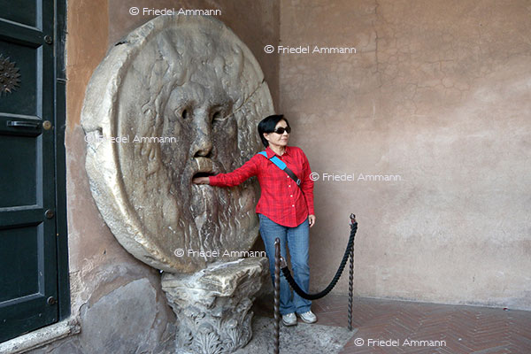 WORLD - Italia, Rom - Bocca della verita