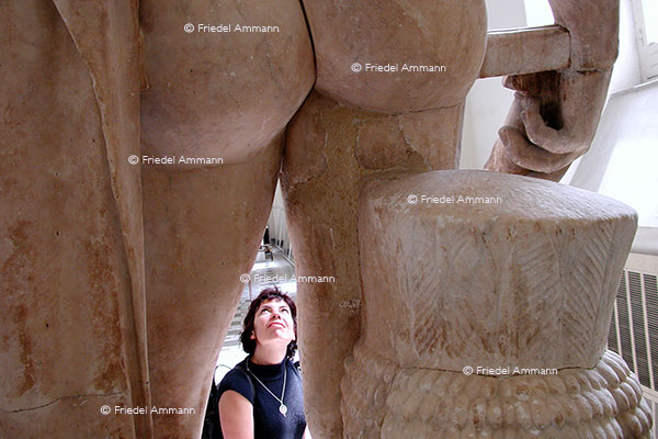 WORLD - Italia, Napoli - Archäologisches Nationalmuseum / Museo Archeologico Nazionale