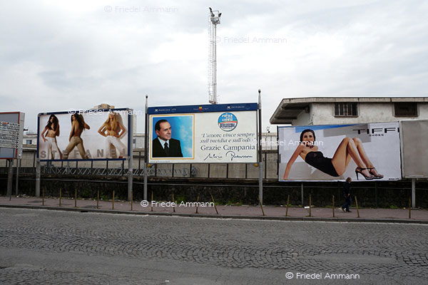 WORLD - Italia, Napoli - Bella Figura