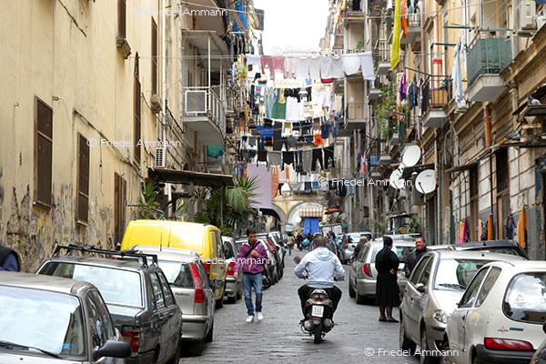 WORLD - Italia, Napoli 