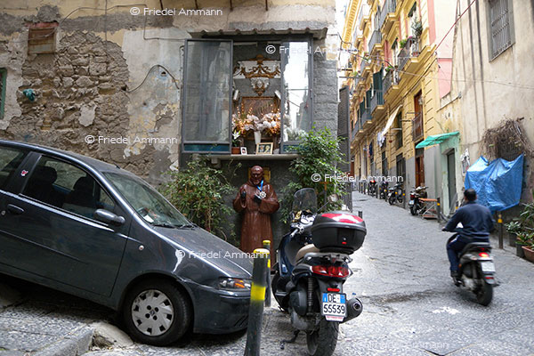 WORLD - Italia, Napoli