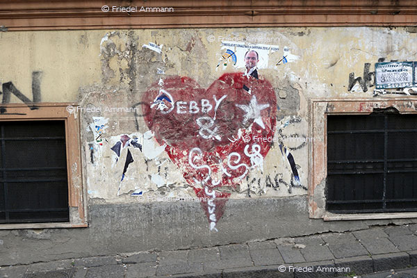 WORLD - Italia, Napoli  
