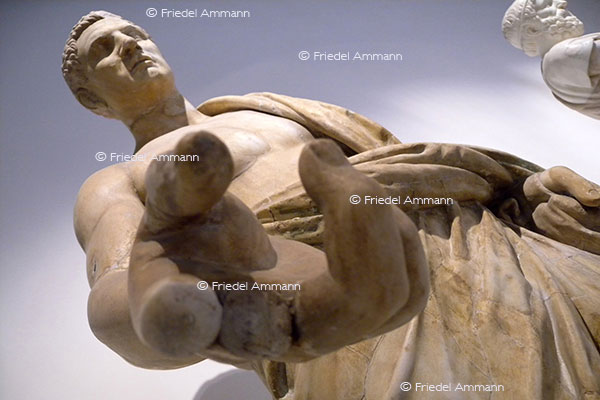 WORLD - Italia, Napoli - Archäologisches Nationalmuseum / Museo Archeologico Nazionale
