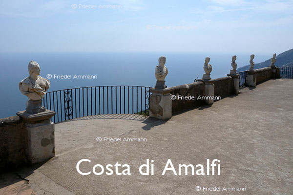 WORLD - Italia, Sud - Amalfiküste / Costa di Amalfi - «Terrazza dell'infinito», Villa Cimbrone - Ravello