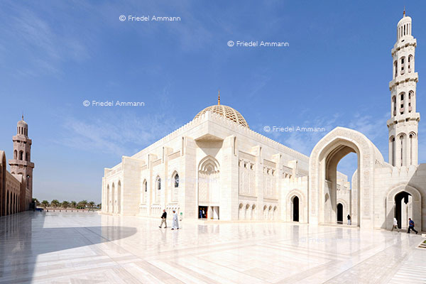 WORLD – Oman - Sultan Qaboos Mosque, Muscat