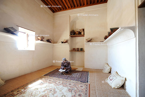 WORLD - Oman - Fort Jabrin Saggar Salam Massoud Al-Abri