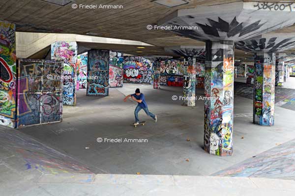 WORLD – London
