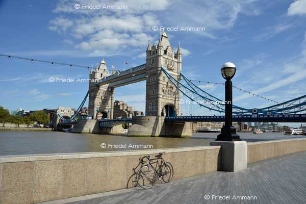 WORLD – London - Tower Bridge