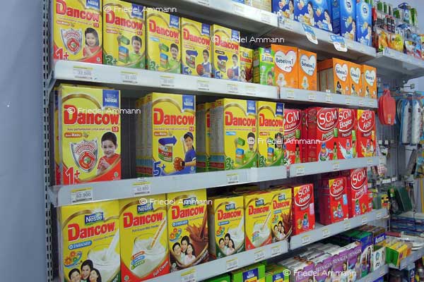 WORLD - Indonesien, Bali - supermarket