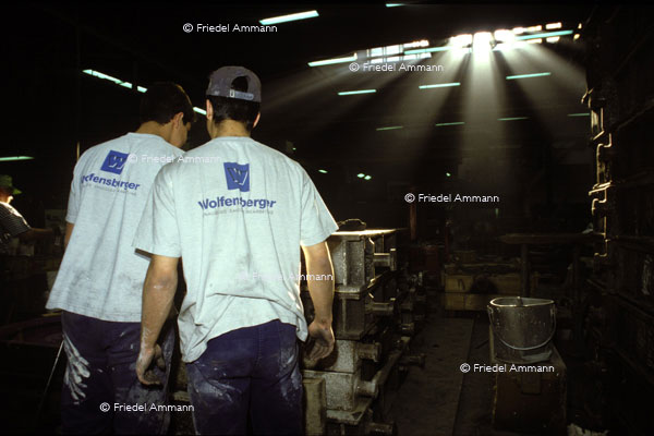 WIRTSCHAFT / ECONOMY - Handwerk / Craft – Giesser / Caster