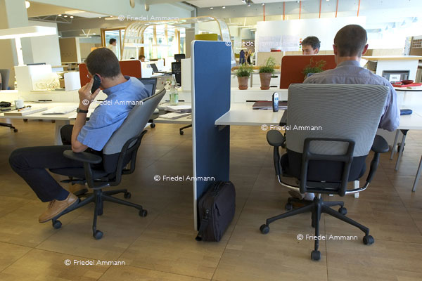 WIRTSCHAFT / ECONOMY - Büro / Office - vitra.