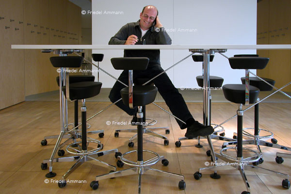 WIRTSCHAFT / ECONOMY - Büro / Office - vitra.