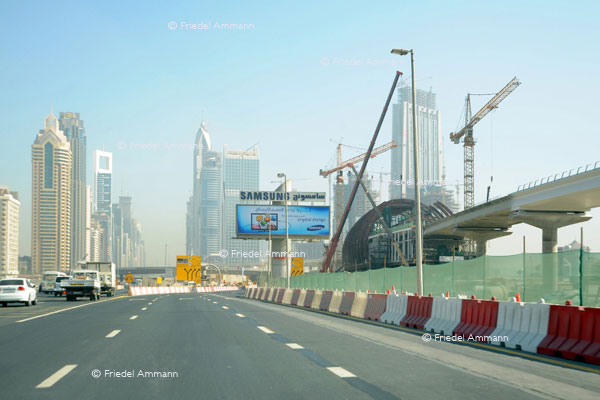 WIRTSCHAFT / ECONOMY – Architektur / Building - Dubai