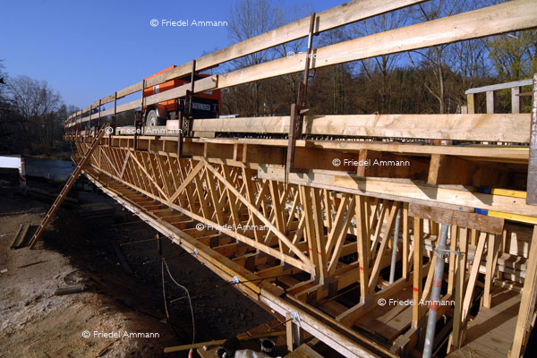 WIRTSCHAFT / ECONOMY – Architektur / Building 